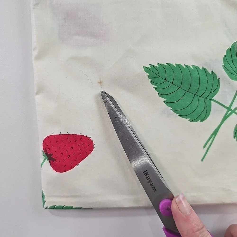 Vintage Swiss Chintz Fabric Strawberry Print‎ Jean Papon 1.2m Decor Textile FLAW